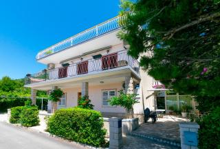 Apartment Ivica - 1
