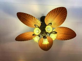 Shanghai Hills & Aromahome Terrace Loft with 4K projector clsoe to line 9&12 - 2