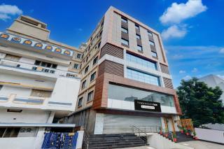 Super Townhouse Oak Public Garden Hanamkonda Formerly Vishnu Grand - 9