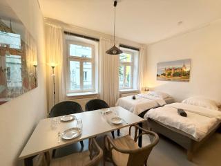 Berta - Zentrale Wohnung - 2 Küchenzeilen - Nähe Bahnhof - 0