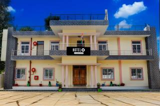 Super Hotel O IIT Varanasi Formerly Shree Gopal Upwan - 0