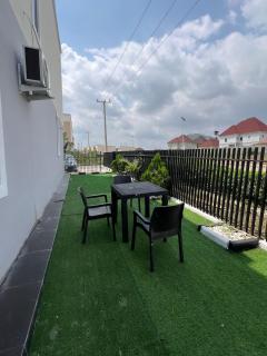 Luxury Smart 3-Bedroom Semi-Detached Apartment - 9