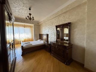 Downtown Yerevan Grand Stay - 3 Bedrooms & 2 bathrooms,200 SQM - 8