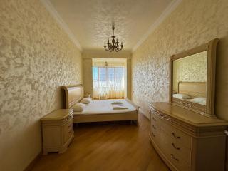 Downtown Yerevan Grand Stay - 3 Bedrooms & 2 bathrooms,200 SQM - 7