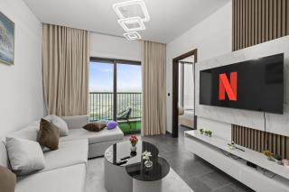 Premium Stay in Sobha 1BR with Extra Room and Balcony - 0
