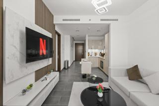 Premium Stay in Sobha 1BR with Extra Room and Balcony - 9
