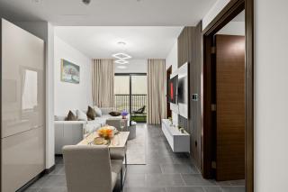 Premium Stay in Sobha 1BR with Extra Room and Balcony - 5