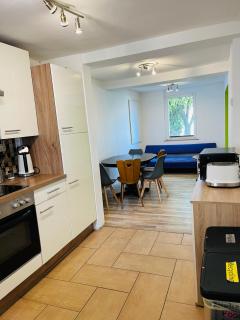 BB Crew House - 4