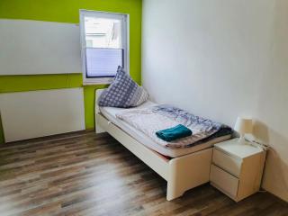 BB Crew House - 3