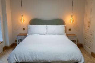 Luxury Flat in Shaftesbury by JOT STAYS - 2