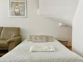 100 m2 Maisonette with Free Parking - 4