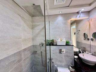 Luxury Studio Getaway in Crystal Residence JVC - 2