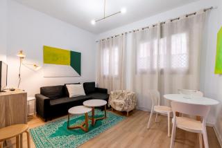 Precioso Apartamento con patio privado - 9