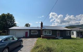 Spacious Renovated Ranch Retreat - Tackett Creek - 7