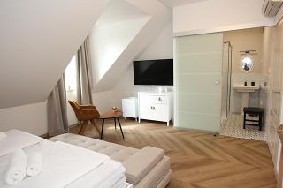 D Rooms Boutique Stay with Parking & Fast City Access - 5