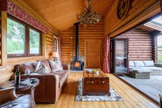 Hunters Lodge - 7