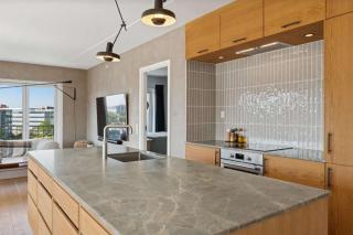 Modern 2BR Waterfront Apt - 2