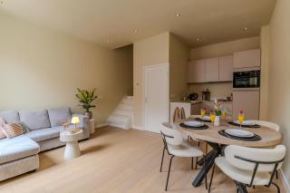 City & Trainhouse - 4