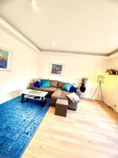 Modern DesignApartment plus Garden - 8