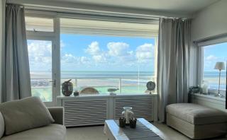 Nicky's Seaview - 9
