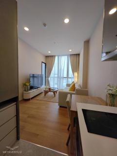 Brand New 2 bedroom near Paragon - 0