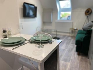 NIGHTINGALE by BOURNECOAST - Modern Apartment Near Sandy Beaches - FM10678 - Bournemouth - 6