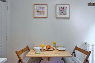 Finest Retreats - Upper Deck - 6