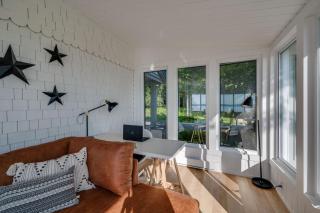 Quietude by the River - La dependance sur les battures - 8