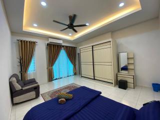 Homestay in Ayer Molek Malacca - 1