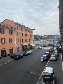 Large Central Apartment Milan's Navigli - 5 Guests - 3