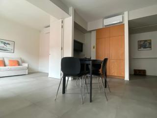 Large Central Apartment Milan's Navigli - 5 Guests - 2