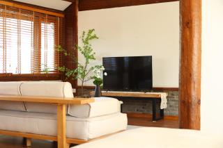 Lijiang Sadhu Inn - 1