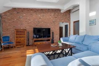 Modern Apartment with AC & parking Near Piotrkowska by Noclegi Renters - 5