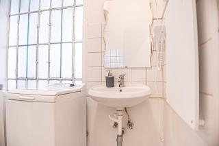 Perfect 1BR Apt for Longstays, Located Nicely - 6