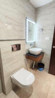 Hotel Royal Suites - 2