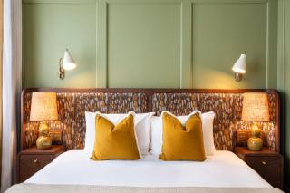 Mollie's Manchester - 5