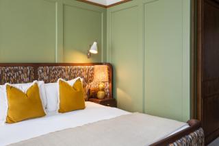 Mollie's Manchester - 1