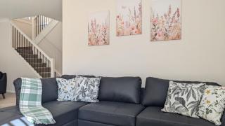 KozyGuru | Kellyville Ridge | 4 Bedroom House - 3