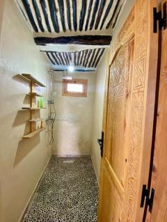 Rustic King Room with Shared Bathroom - 2