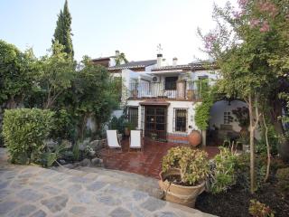 tuAnfitrion Pool House Albayzin - 6