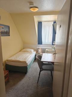 Hotel Flora - 0