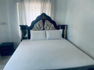 Luxe Haven - 2