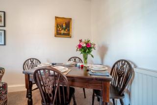 Annandale House - 4
