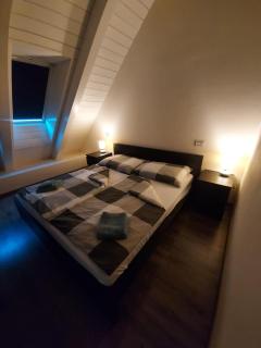 Apartmán v podkroví Malý Paríž - 6