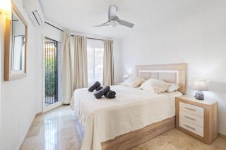 Siesta Golf 2 - 5