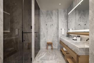 Nobu Hotel Toronto - 5