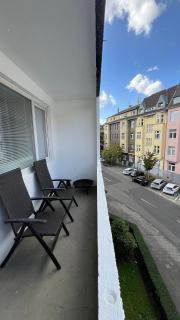 Zentrales und renoviertes Apartment nähe Medienhafen mit Balkon - 9