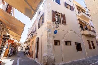 The Storybook Maisonette - 4