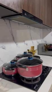 Luxury 1BR Apartment Free Parking & Fast Wi-Fi - 9