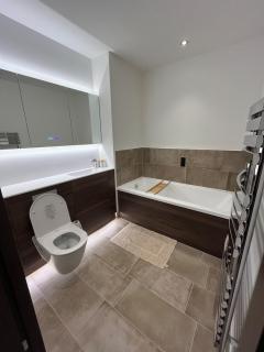 Modern Double Room near Canary Wharf and Excel - 4
